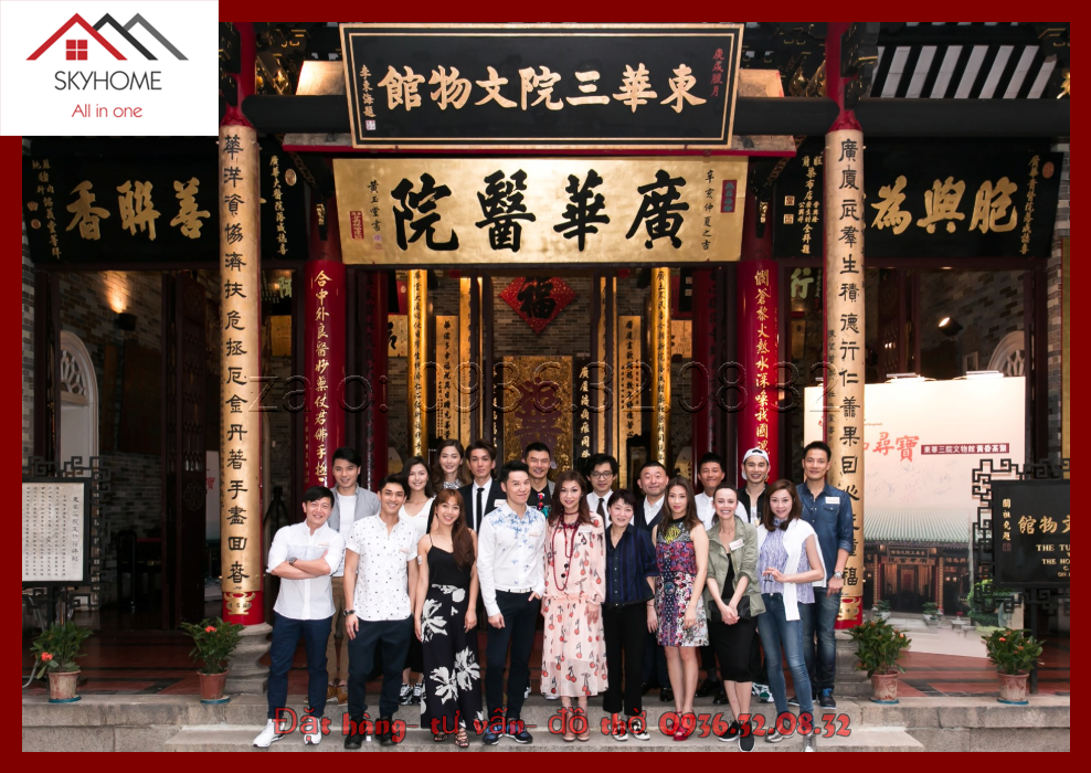 Hoành phi gỗ phòng thờ chữ Đông hoa tam viên văn vật quán